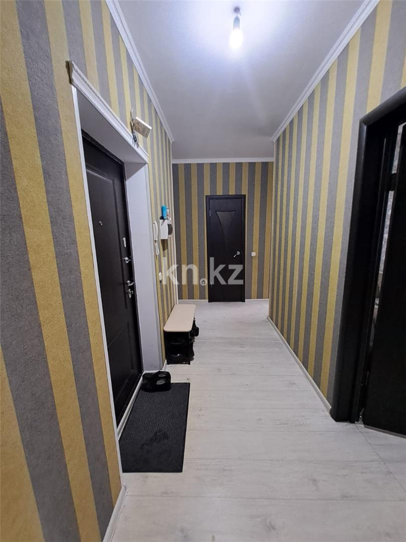 Продажа 2-комнатной квартиры, 60 м², пр. Шахтеров, дом  70 - Продажа квартир в Караганде фото 12 из 13