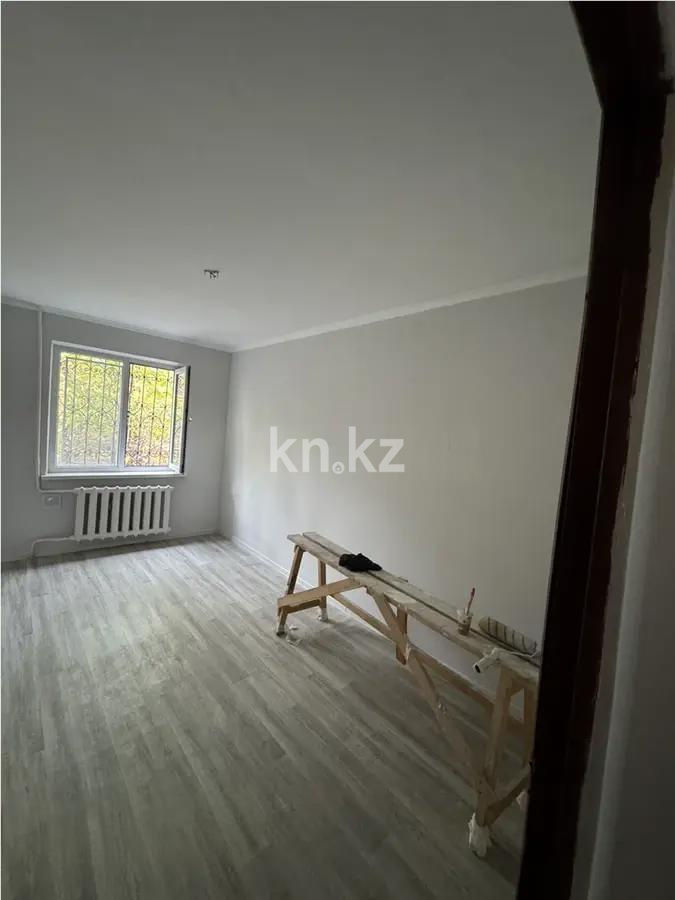 Продажа 3-комнатной квартиры, 60 м², мкр-н 1, дом  64 - Продажа квартир в Казахстане фото 1 из 4