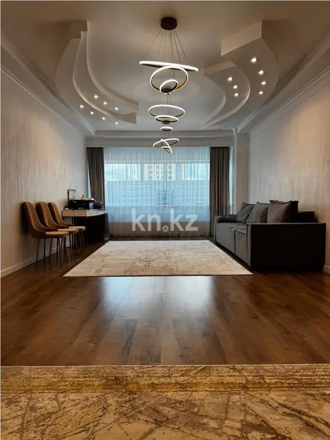 Продажа 2-комнатной квартиры, 100 м², ул. Достык, дом  5/1 - Продажа  двухкомнатных квартир в новостройках Астаны без посредников фото 1 из 6