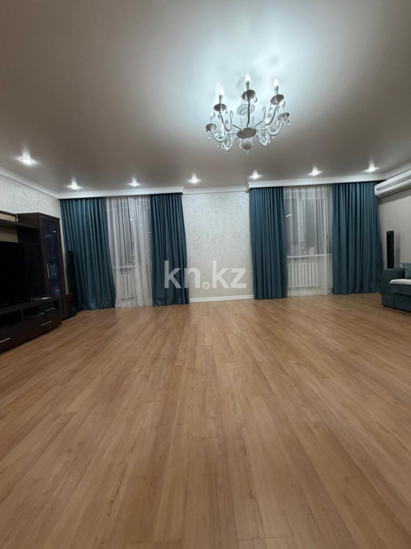 Продажа 8-комнатной квартиры, 220 м² - Продажа недвижимости в Актау фото 2 из 5