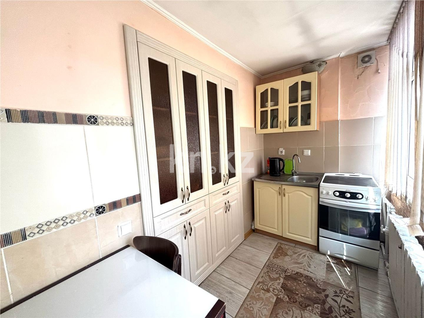 Продажа 3-комнатной квартиры, 58 м², ул. Крылова, дом  52 в Караганде - фото 2