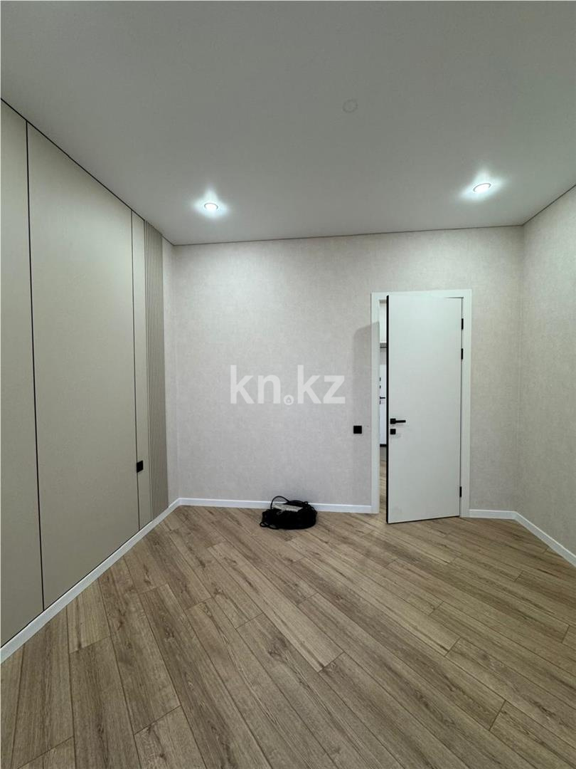 Продажа 2-комнатной квартиры, 40 м², ул. Муканова в Караганде - фото 4