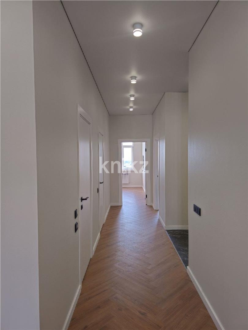 Продажа 3-комнатной квартиры, 100 м², ул. Букетова в Караганде - фото 10