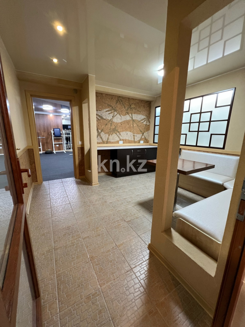 Продажа 7-комнатного дома, 474 м², ул. Комиссарова - Продажа домов и коттеджей в Караганде без посредников фото 33 из 40