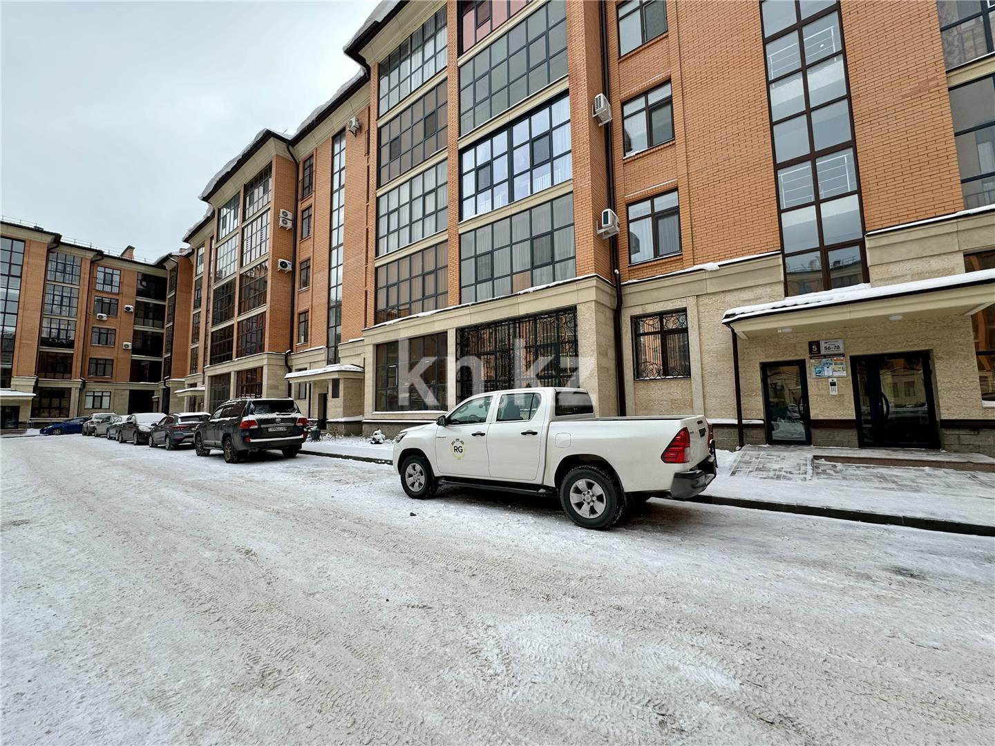 Продажа 3-комнатной квартиры, 117 м², ул. Гоголя - Продажа  трехкомнатных квартир в Караганде фото 1 из 13