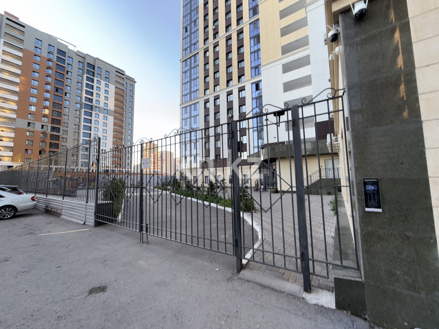 Продажа 3-комнатной квартиры, 87 м², пр. Шахтеров, дом  46/1 в Караганде - фото 30