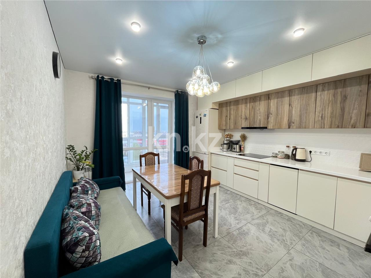 Продажа 4-комнатной квартиры, 127 м², 137 учетный квартал, дом  349 - Продажа четырехкомнатных квартир в Караганде на Юго-Востоке фото 1 из 24