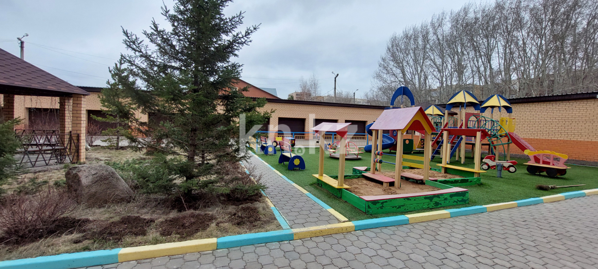 Продажа 1-комнатной квартиры, 72 м², ул. Аманжолова, дом  41 - Продажа  однокомнатных квартир в Караганде фото 13 из 14