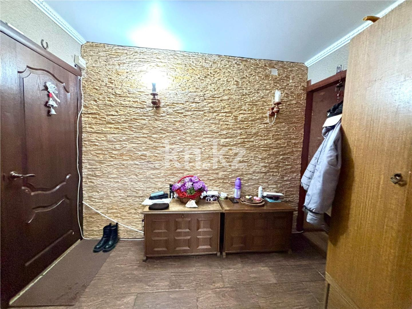 Продажа 3-комнатной квартиры, 63 м², 23 мкр. - Продажа квартир в Казахстане фото 10 из 14