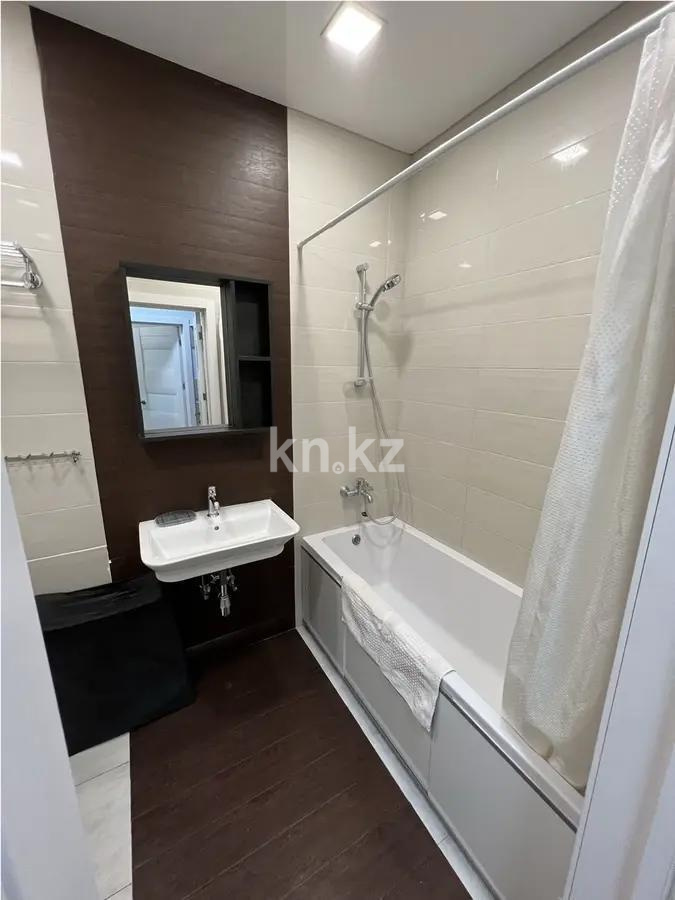 Продажа 1-комнатной квартиры, 43 м², пр. Кабанбай батыра, дом  58б/1 в Астане - фото 3