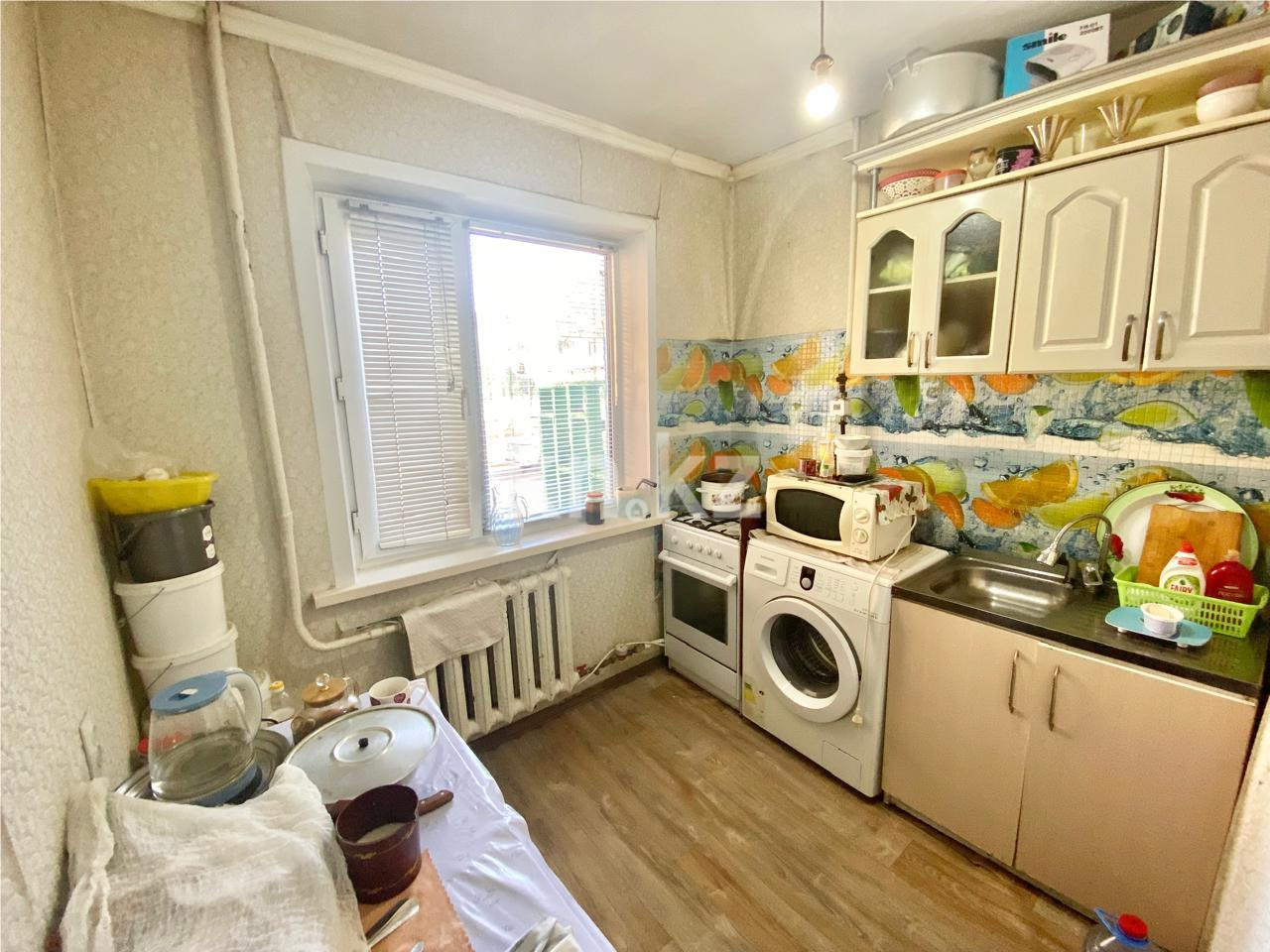 Продажа 3-комнатной квартиры, 46 м², мкр-н 17, дом  35 в Караганде - фото 7