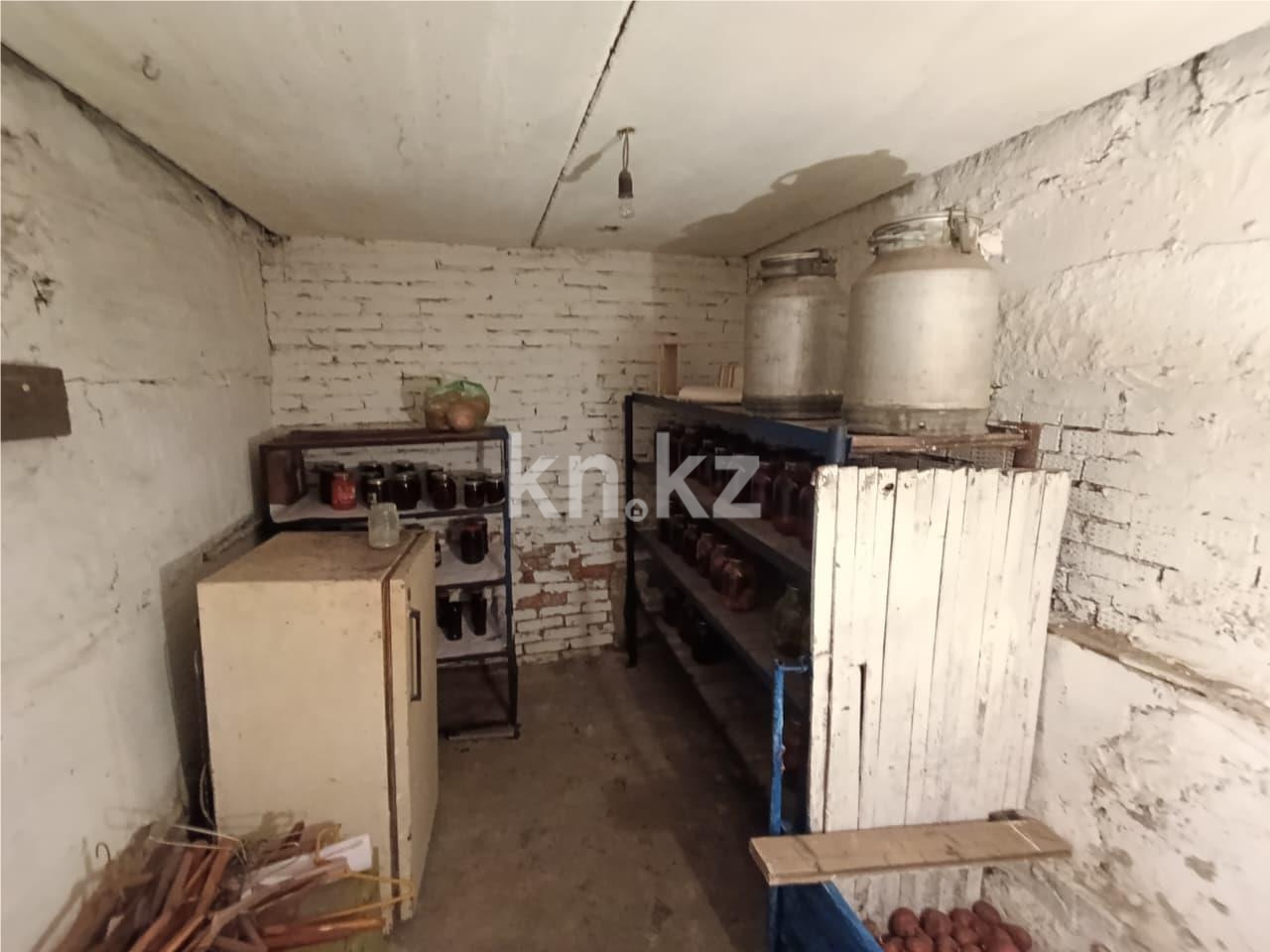 Продажа 3-комнатного дома, 55 м² - Продажа домов, коттеджей в Караганде - страница 4 фото 16 из 18