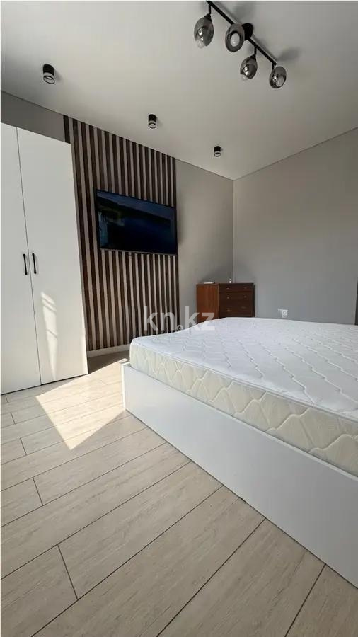 Продажа 1-комнатной квартиры, 42 м², ул. Толе би, дом  57 - Продажа квартир в Астане фото 1 из 5