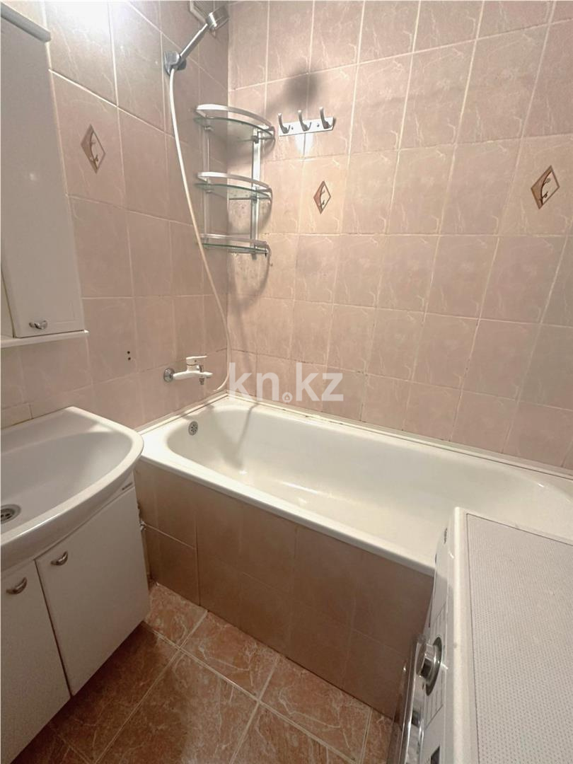Продажа 4-комнатной квартиры, 80 м² - Продажа четырехкомнатных квартир в Караганде фото 11 из 16