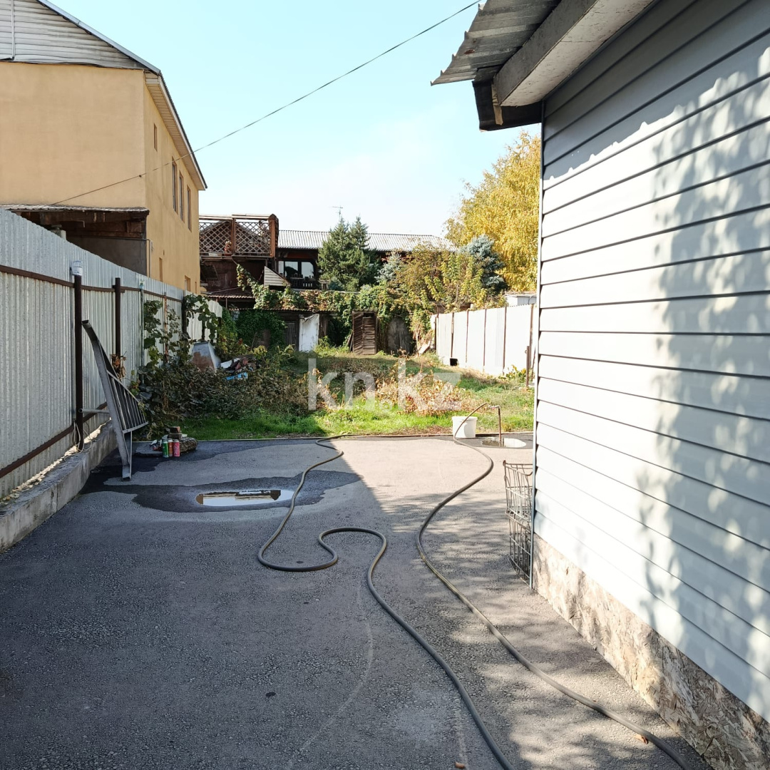 Продажа 1-комнатного дома, 24 м², ул. Фучика, дом  26 - Продажа домов, коттеджей в Алматы фото 9 из 18