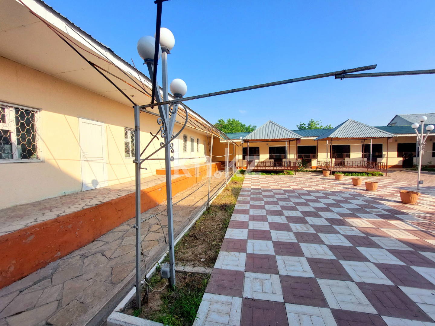 Продажа , 700 м², ул. Аль-Фараби, дом  1111 - Продажа офисных и торговых помещений в Шымкенте фото 30 из 31