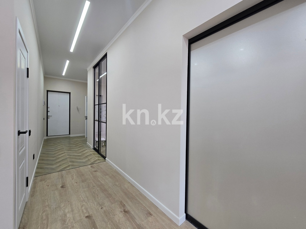 Продажа 2-комнатной квартиры, 55 м², ул. Тургута Озала в Алматы - фото 10