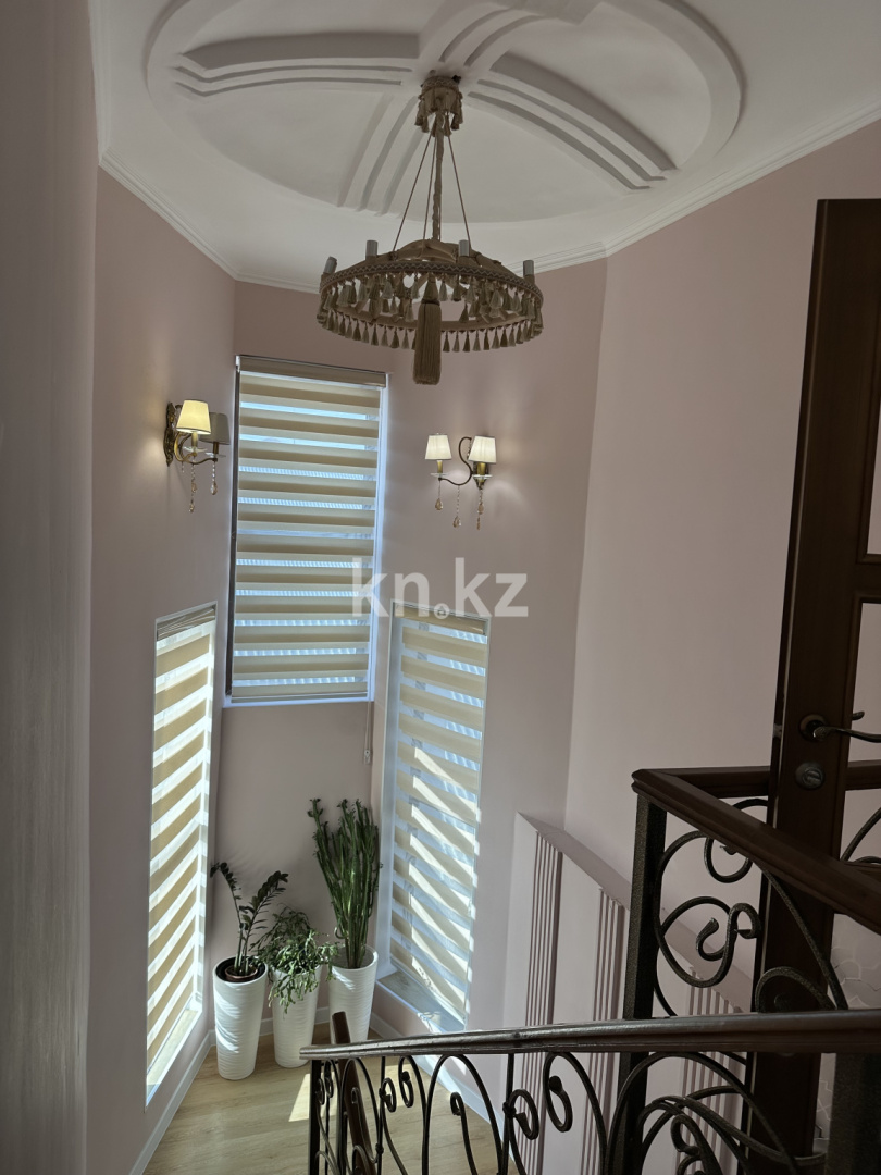 Продажа дома, 395 м², Курасбек Тыныбекова, дом  17 - Продажа квартир в Шымкенте фото 24 из 28