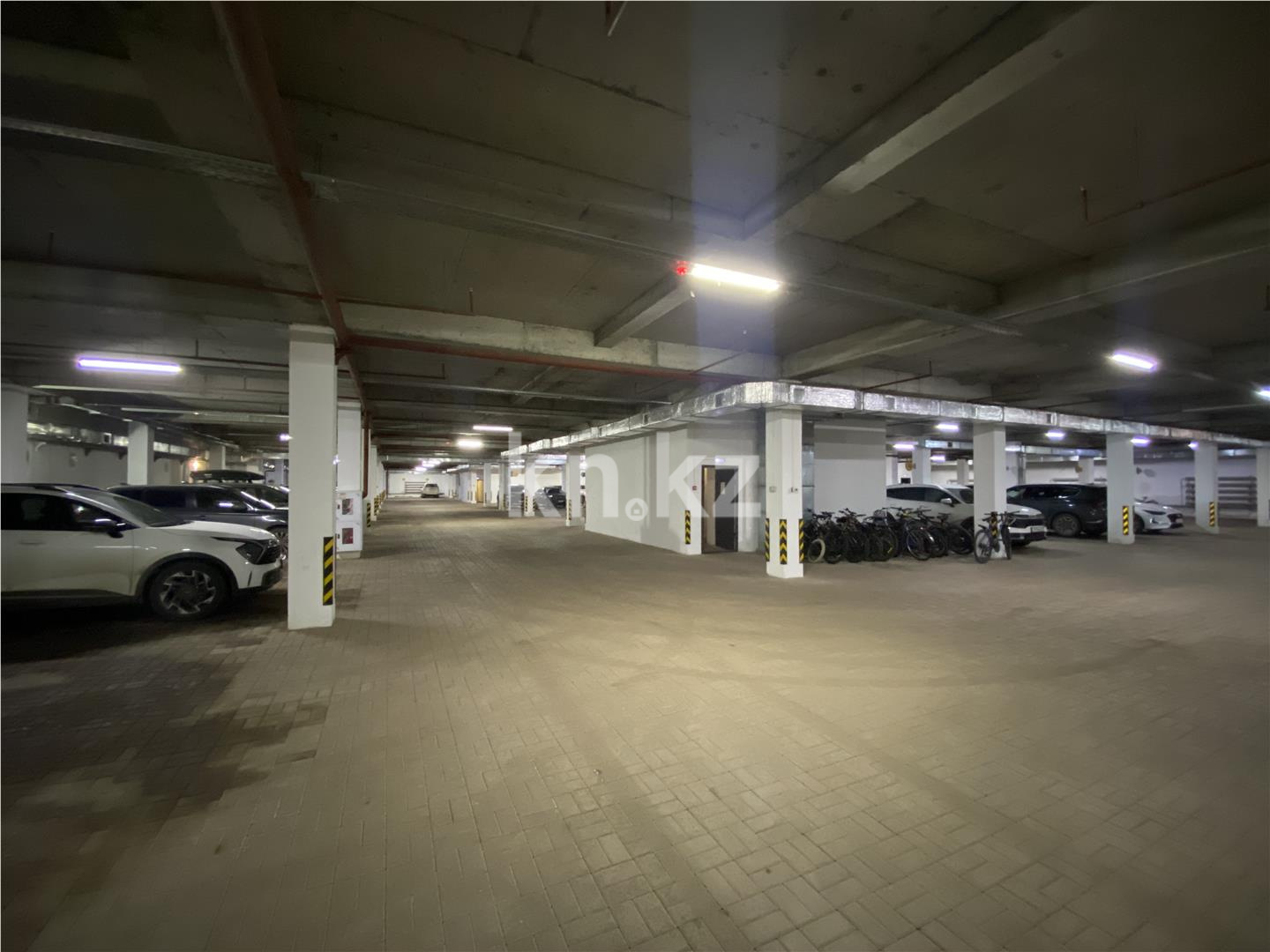 Продажа 3-комнатной квартиры, 82 м² - Продажа квартир в р-не Есиль Астаны - страница 12 фото 15 из 17