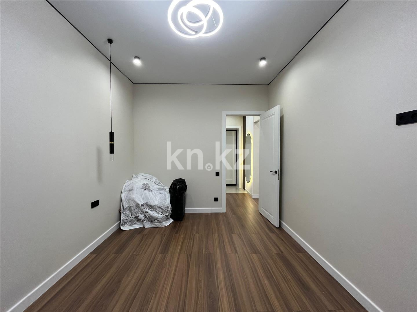 Продажа 2-комнатной квартиры, 40 м², 137 учетный квартал, дом  787 - Продажа  двухкомнатных квартир в Караганде фото 6 из 10