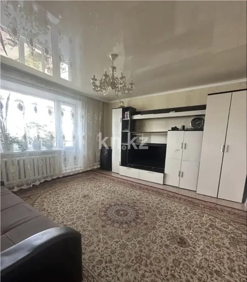 Продажа 4-комнатной квартиры, 80 м², мкр-н Голубые Пруды, дом  18 - Продажа  четырехкомнатных квартир в Караганде фото 1 из 5