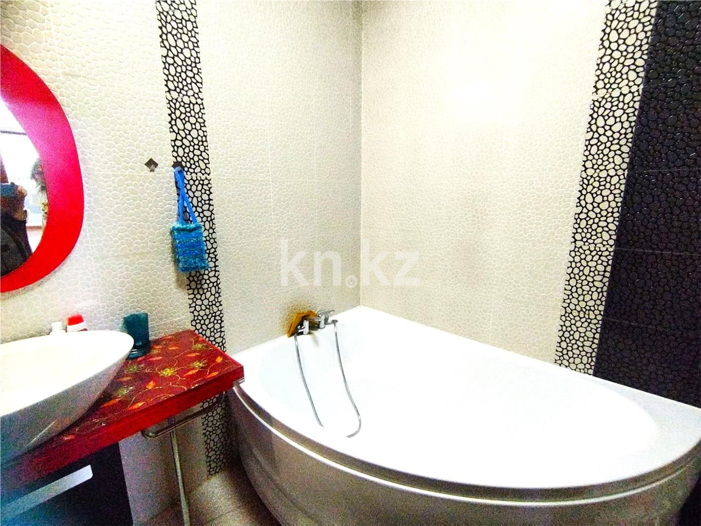 Продажа 4-комнатной квартиры, 178 м² - Продажа недвижимости в Казахстане - страница 15 фото 19 из 27