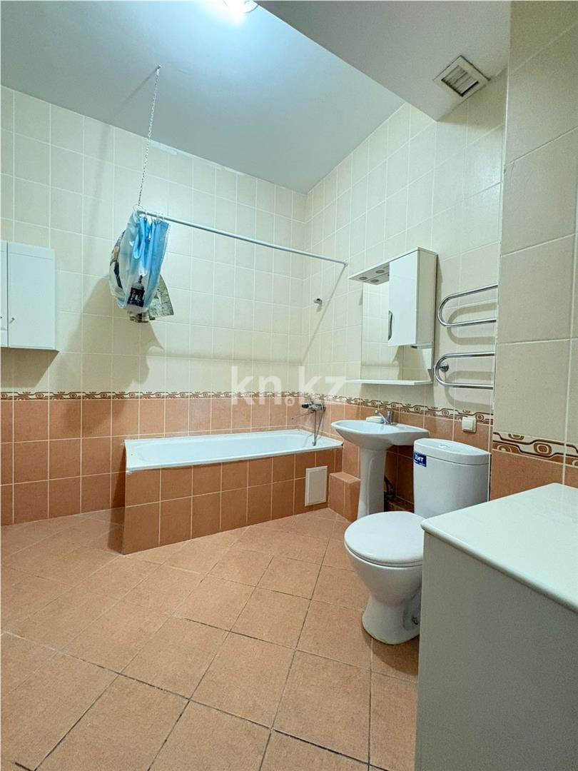 Продажа 3-комнатной квартиры, 132.7 м² в Астане - фото 24