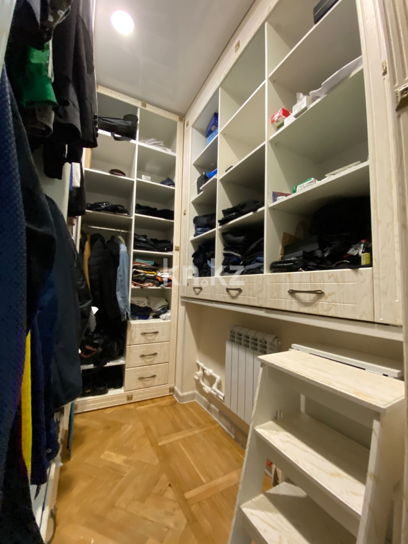 Продажа 5-комнатной квартиры, 92 м² - Продажа квартир от собственников в Караганде - страница 2 фото 12 из 18