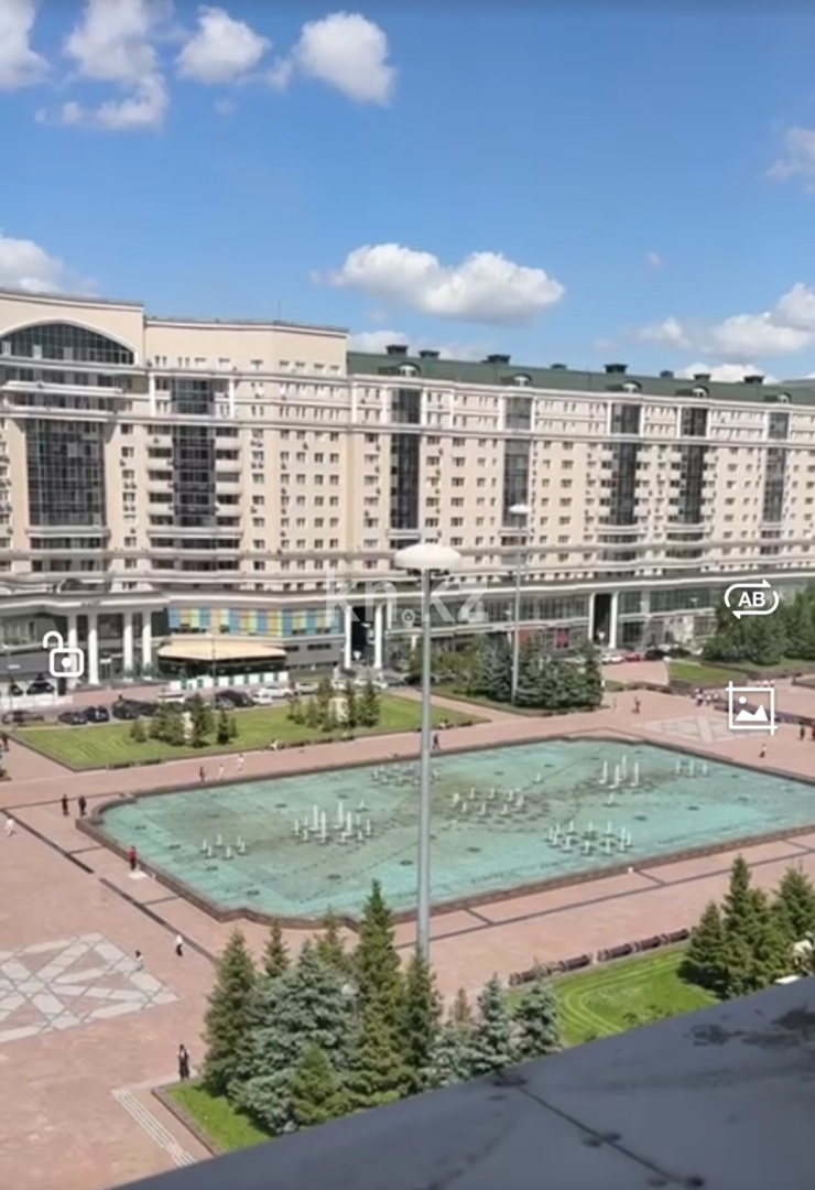 Продажа 5-комнатной квартиры, 216 м², ул. Достык, дом  13 - Продажа  пятикомнатных квартир в новостройках Астаны фото 1 из 4