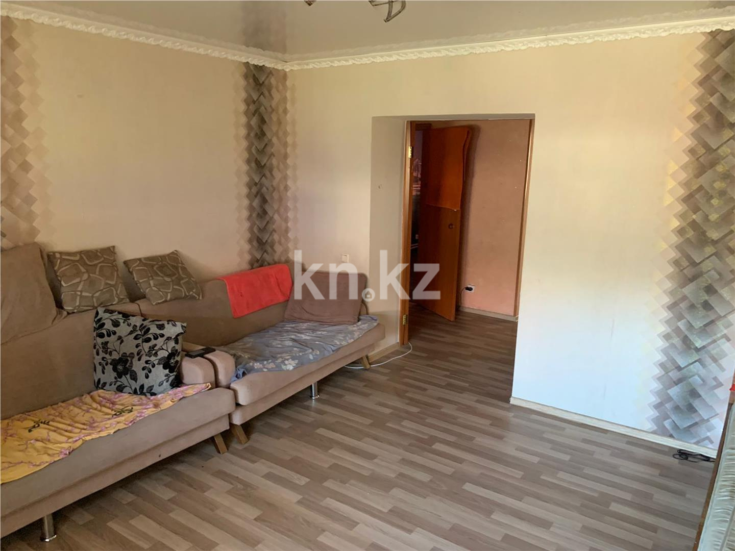 Продажа 3-комнатной квартиры, 67 м², ул. Ермекова, дом  106/5 в Караганде - фото 2