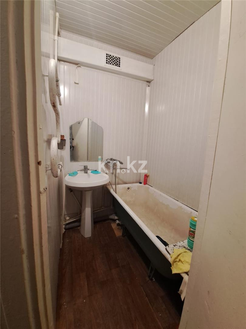 Продажа 2-комнатной квартиры, 44 м², мкр-н 19 в Караганде - фото 5