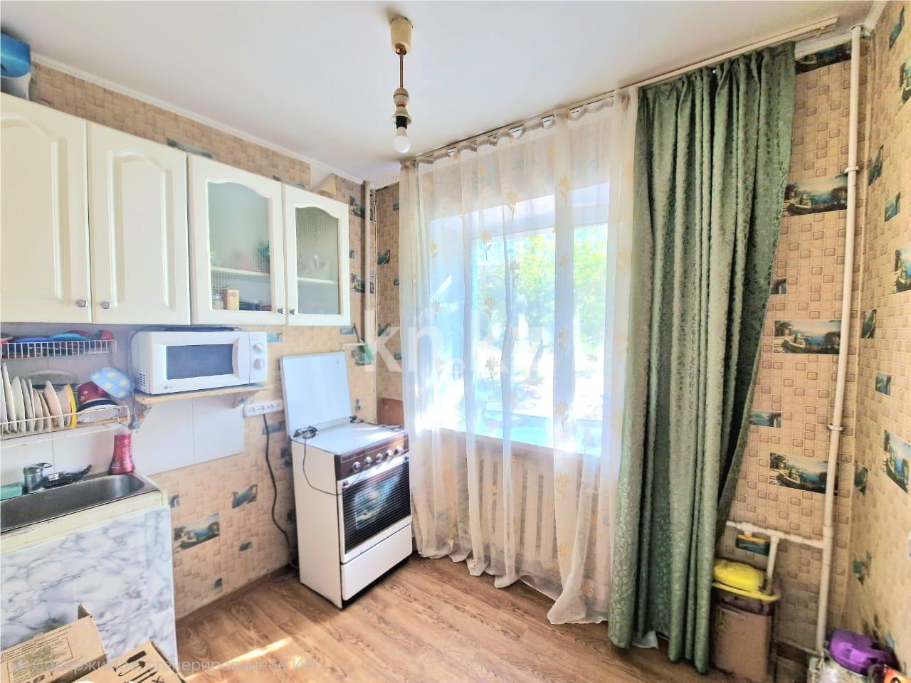 Продажа 3-комнатной квартиры, 50 м², 21 мкр. в Караганде - фото 7