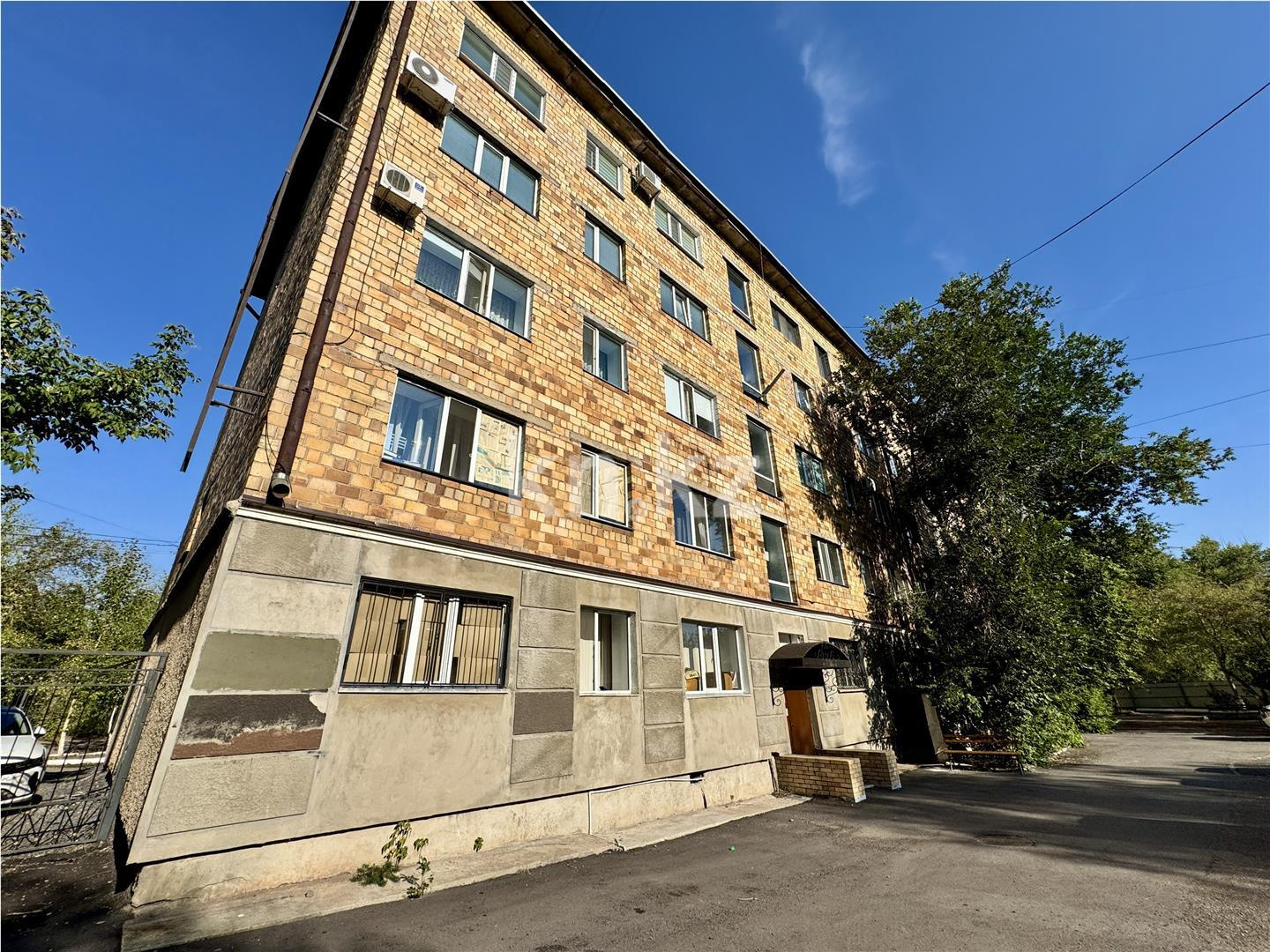 Продажа 3-комнатной квартиры, 93 м², ул. Гоголя, дом  46/3 - Продажа  трехкомнатных квартир в Караганде фото 1 из 40