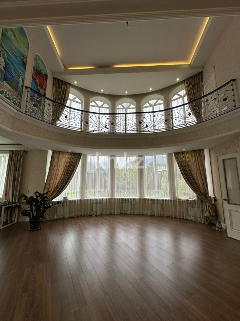 Продажа 10-комнатного дома, 605 м² - Продажа домов, коттеджей в Казахстане - страница 4 фото 8 из 16