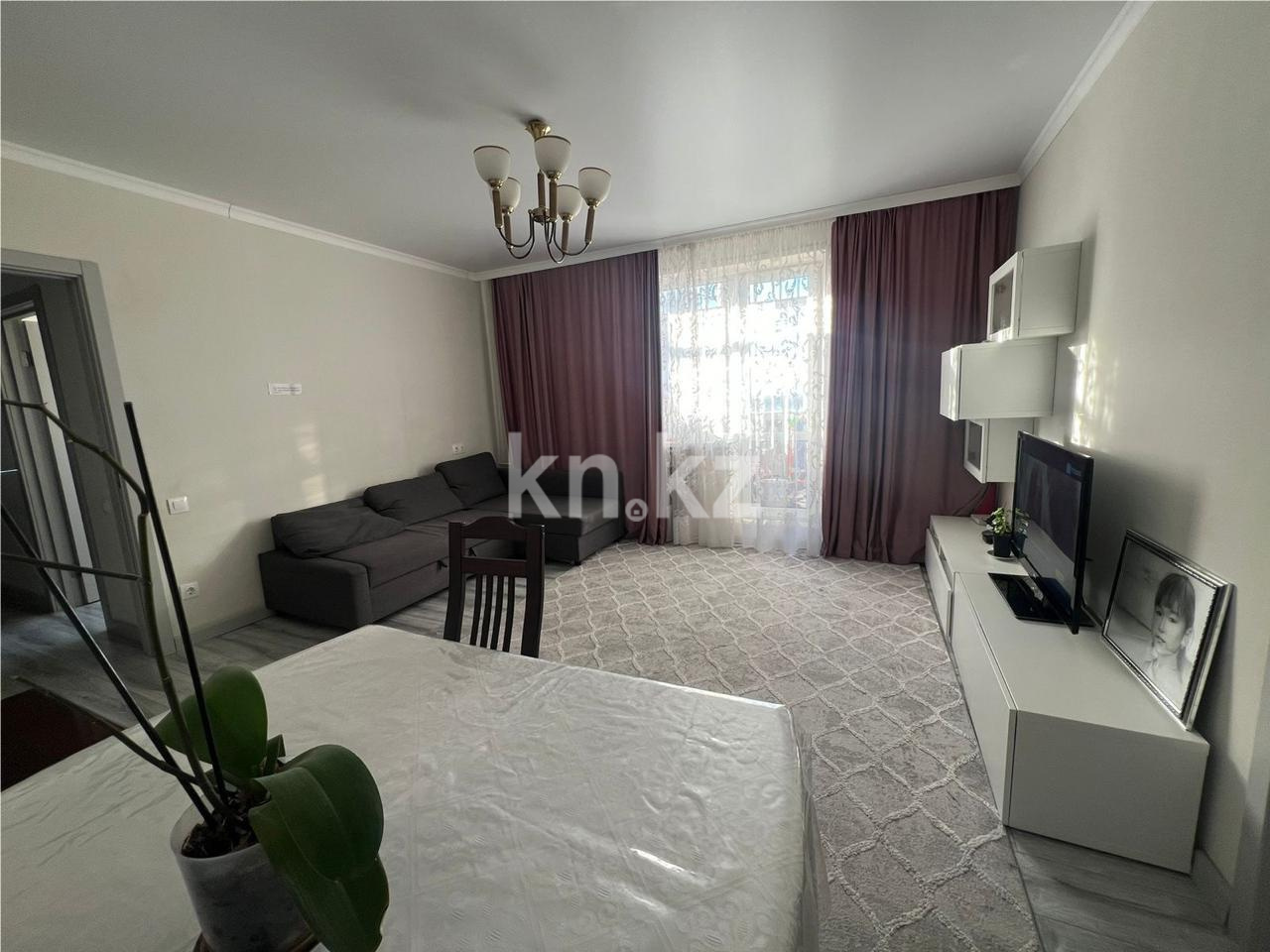 Продажа 4-комнатной квартиры, 76 м², мкр-н Голубые Пруды - Продажа  четырехкомнатных квартир в Караганде с фото фото 1 из 14