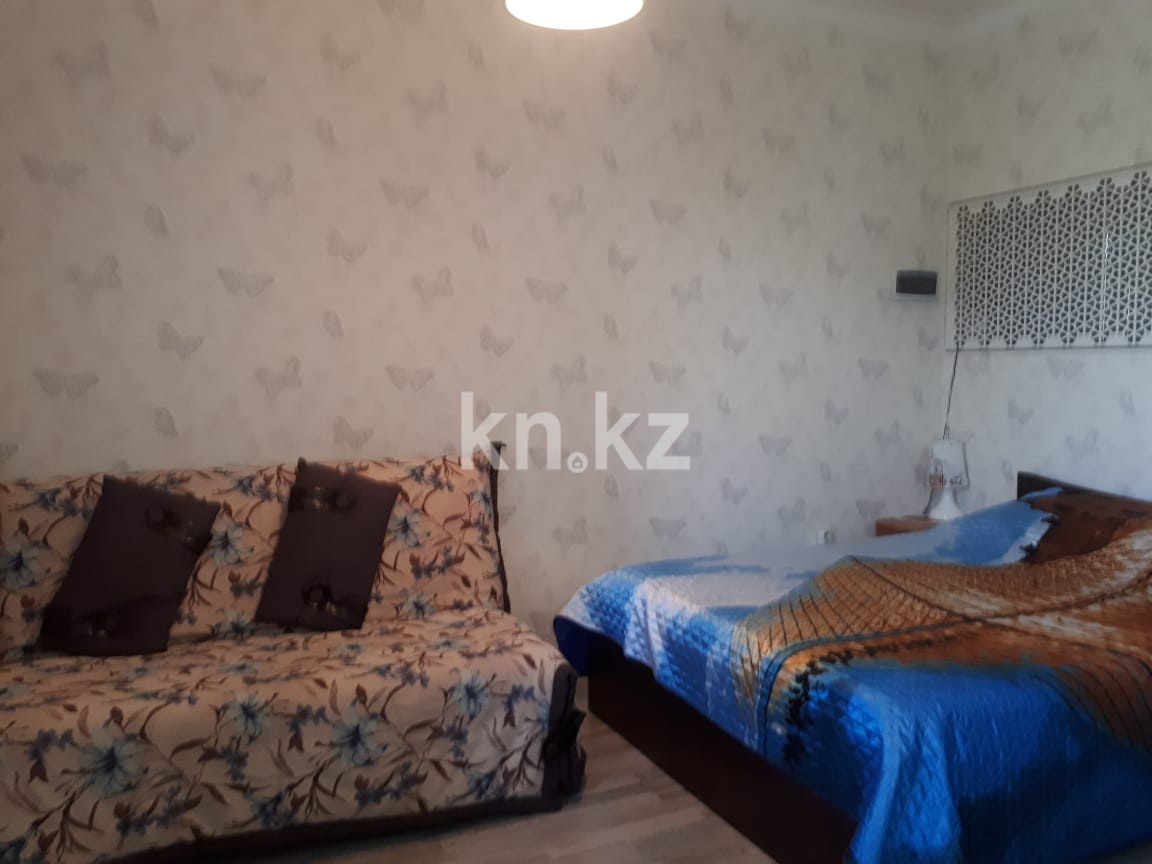 Аренда 1-комнатной квартиры посуточно, 30 м², пр. Женис, дом  43/3 - ул. Маскеу - Аренда  однокомнатных квартир посуточно в Астане фото 1 из 7