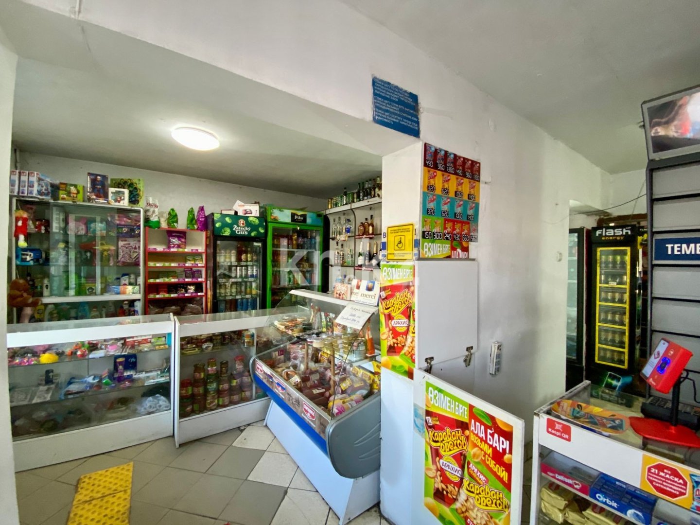 Продажа помещения, 70 м² - Продажа офисных и торговых помещений в Алматы фото 3 из 14