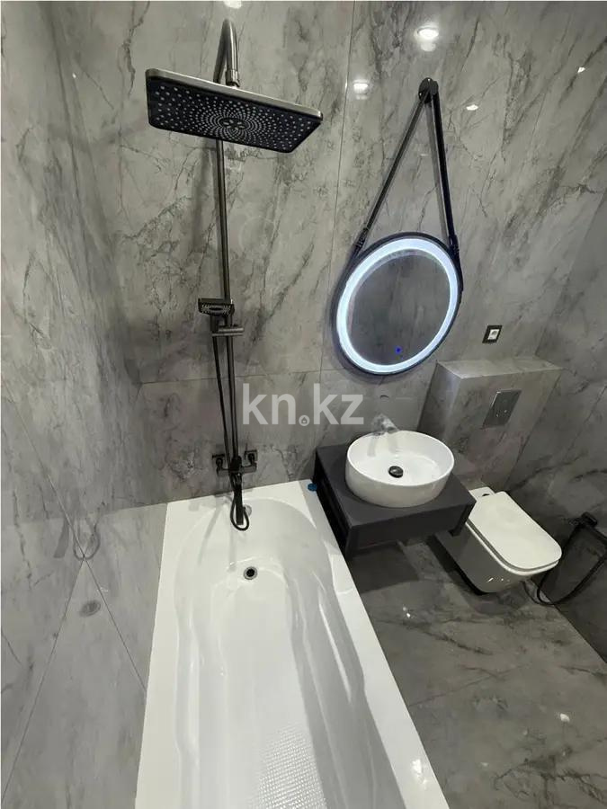 Продажа 2-комнатной квартиры, 65 м² в Алматы - фото 4