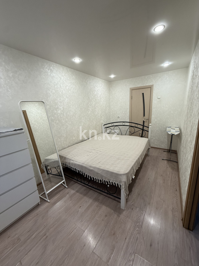 Аренда 2-комнатной квартиры посуточно, 44 м², ул. Кайсенова, дом  119 - Продажа и аренда недвижимости в Усть-Каменогорске фото 7 из 9