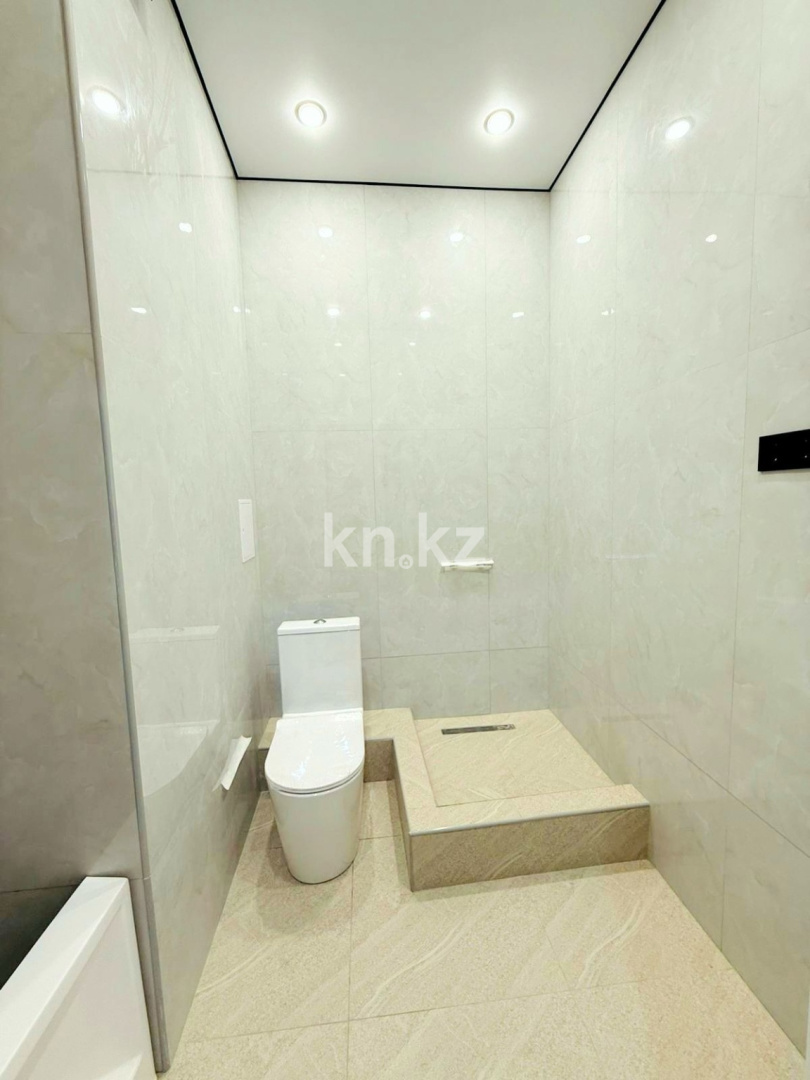 Продажа 3-комнатной квартиры, 55.3 м² в Алматы - фото 3