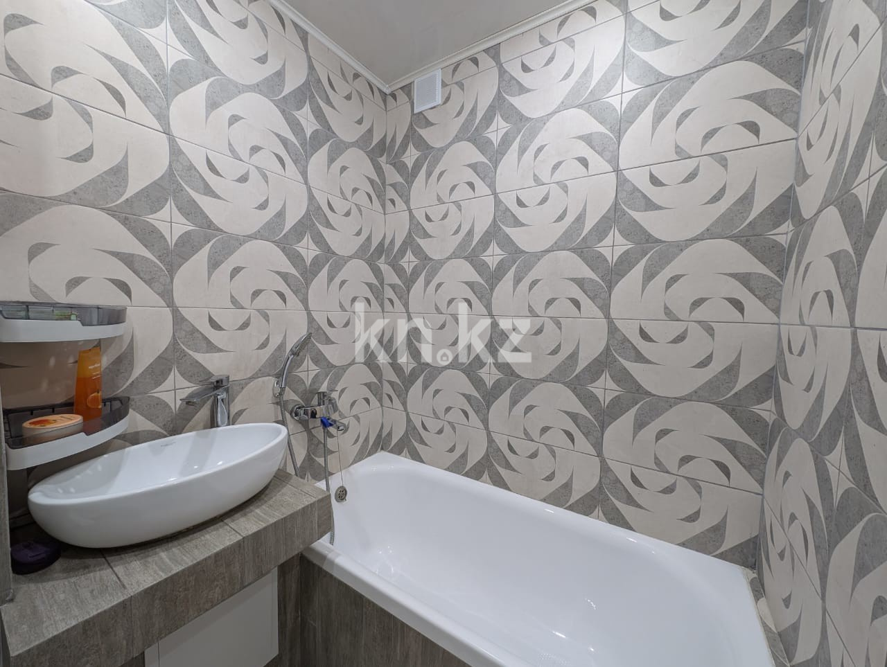 Продажа 3-комнатной квартиры, 63.3 м² в Уральске - фото 19