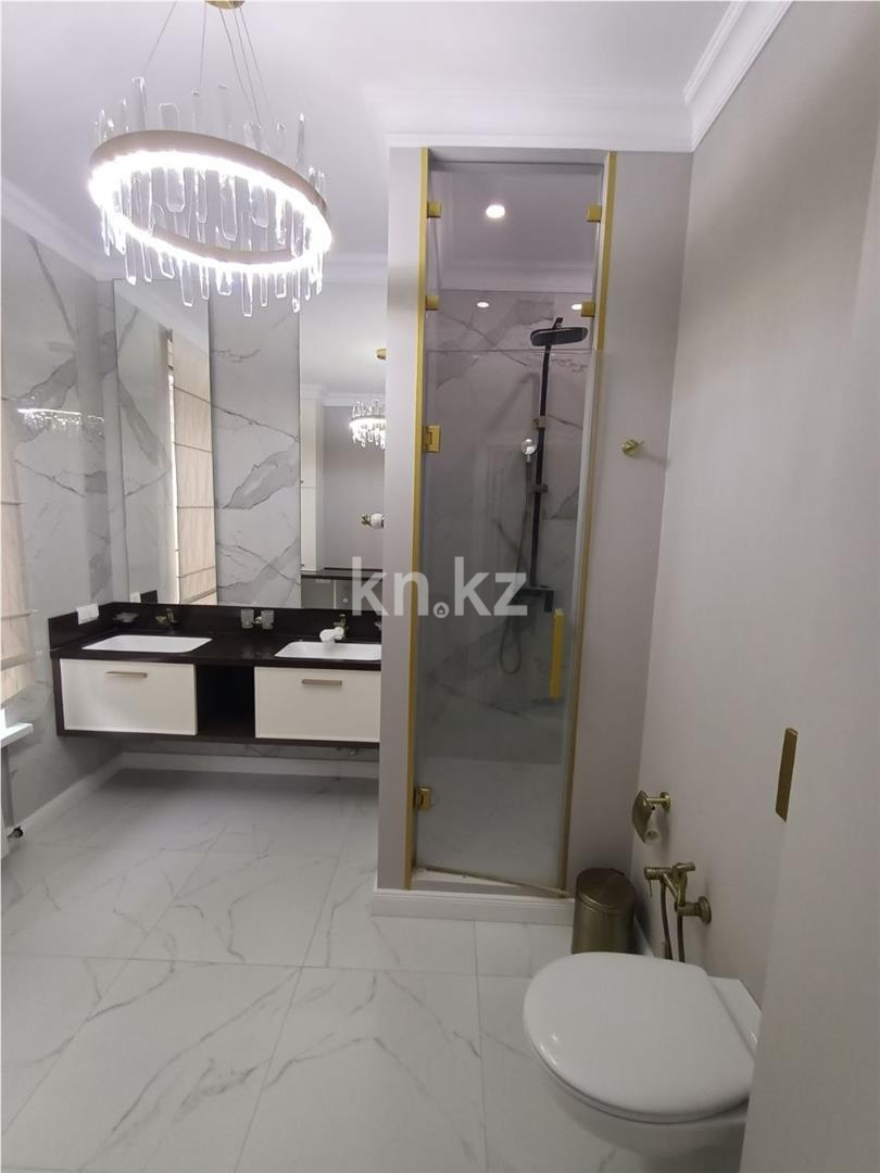 Продажа 4-комнатной квартиры, 210 м² в Астане - фото 38