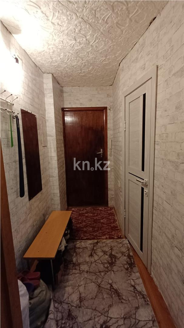 Продажа 3-комнатной квартиры, 55 м², мкр-н 13 - Продажа  трехкомнатных квартир в Караганде фото 11 из 12