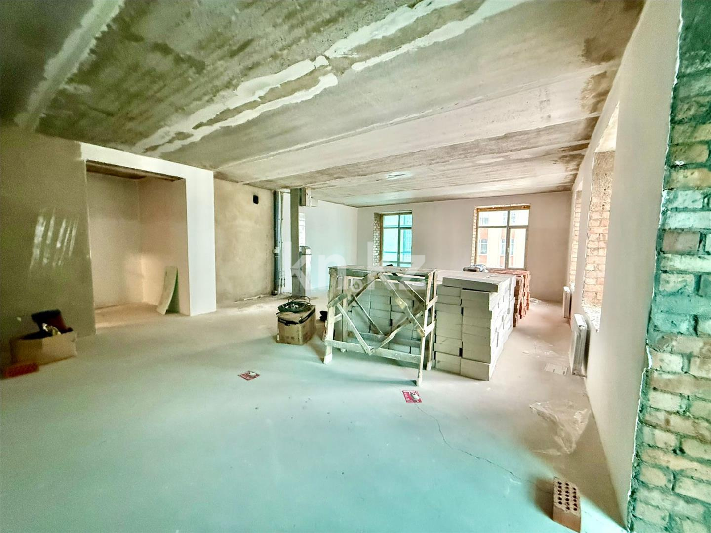 Продажа 3-комнатной квартиры, 77 м², ул. Букетова в Караганде