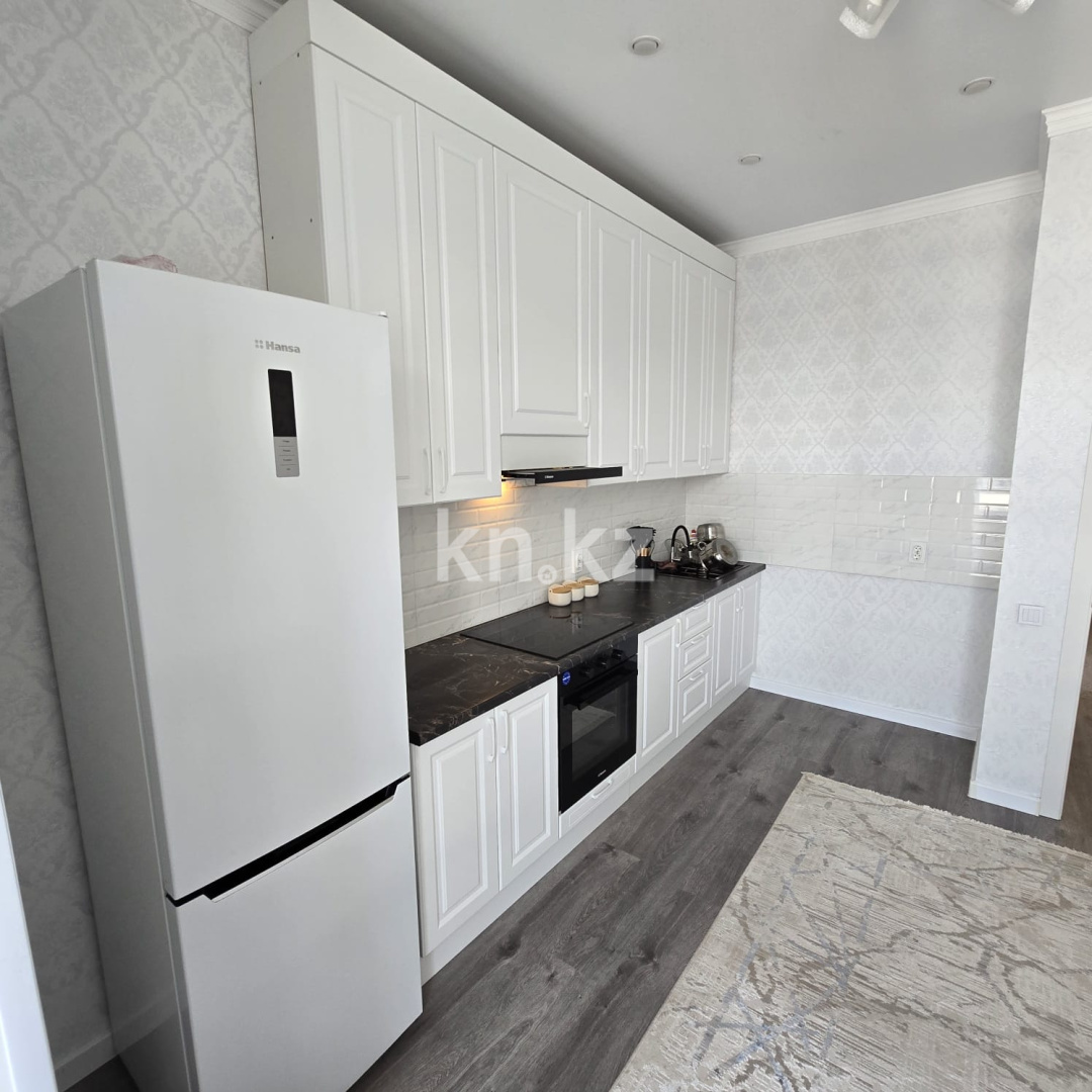 Аренда 2-комнатной квартиры, 67 м² в Астане
