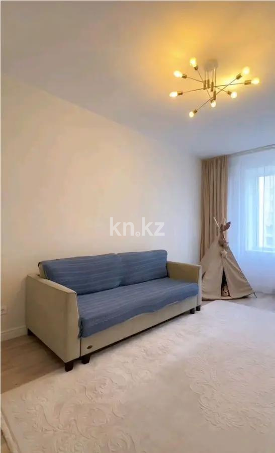 Продажа 3-комнатной квартиры, 83 м², ул. Толе би, дом  63 в Астане