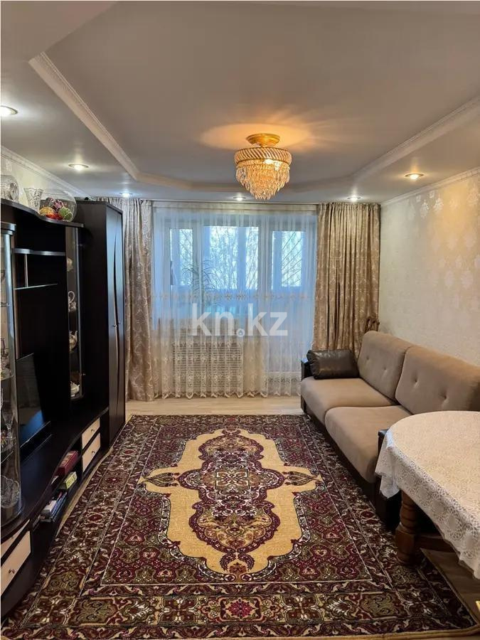 Продажа 3-комнатной квартиры, 60 м², пр. Назарбаева, дом  47 - Продажа  трехкомнатных квартир в Караганде без посредников с фото фото 1 из 6