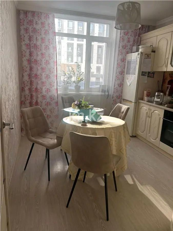 Продажа 3-комнатной квартиры, 74.3 м² в Астане - фото 3