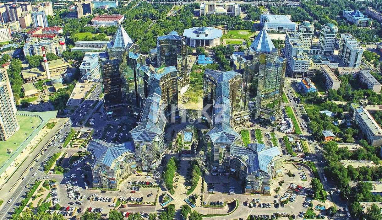 Продажа 3-комнатной квартиры, 105 м², пр. Аль-Фараби, дом  7/4а в Алматы - фото 12