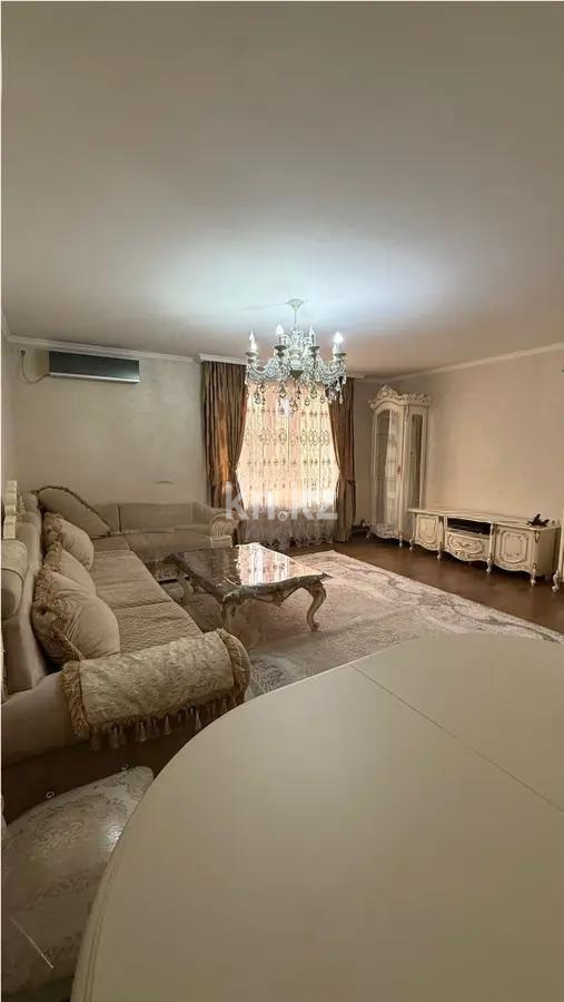 Продажа 4-комнатной квартиры, 165 м² - Продажа квартир в кирпичном доме в Алматы - страница 11 фото 1 из 5